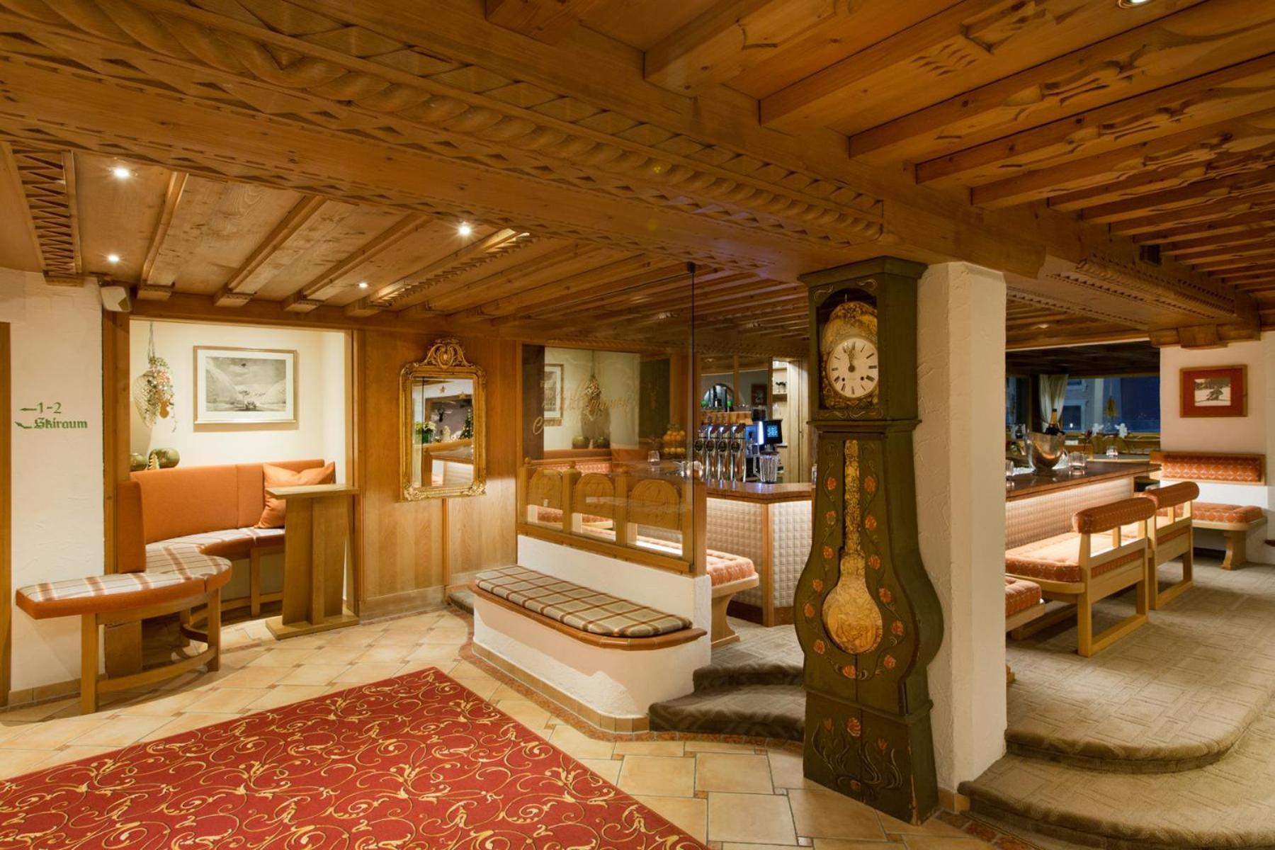 Hotel Albona Nova Zuers ภายนอก รูปภาพ