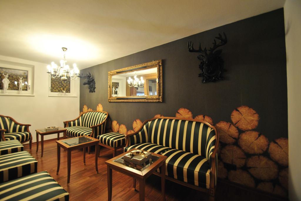 Hotel Albona Nova Zuers ภายนอก รูปภาพ
