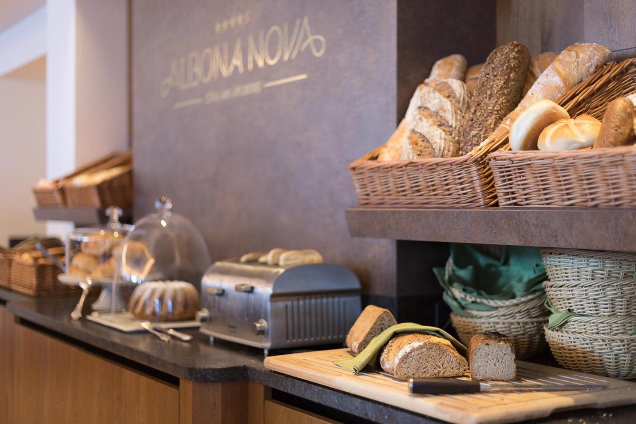 Hotel Albona Nova Zuers ภายนอก รูปภาพ