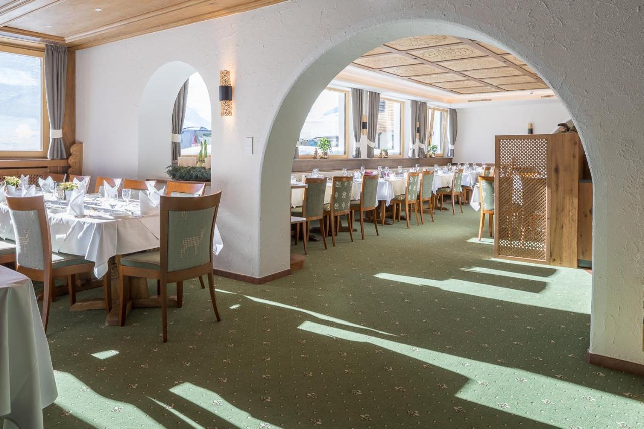 Hotel Albona Nova Zuers ภายนอก รูปภาพ