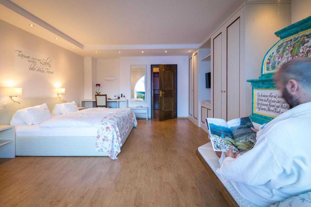 Hotel Albona Nova Zuers ภายนอก รูปภาพ